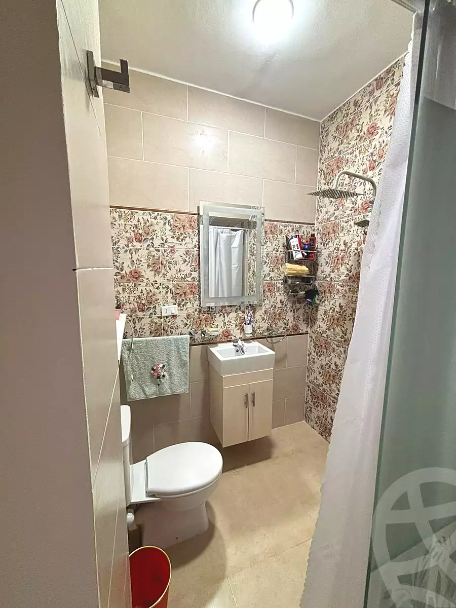 https://aqarmap.com.eg/ar/listing/6914876-for-rent-cairo-new-cairo-el-ahyaa-third-neighborhood-street-1