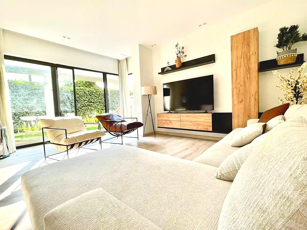 https://aqarmap.com.eg/en/listing/6914988-for-rent-cairo-new-cairo-compounds-lakeview-residence