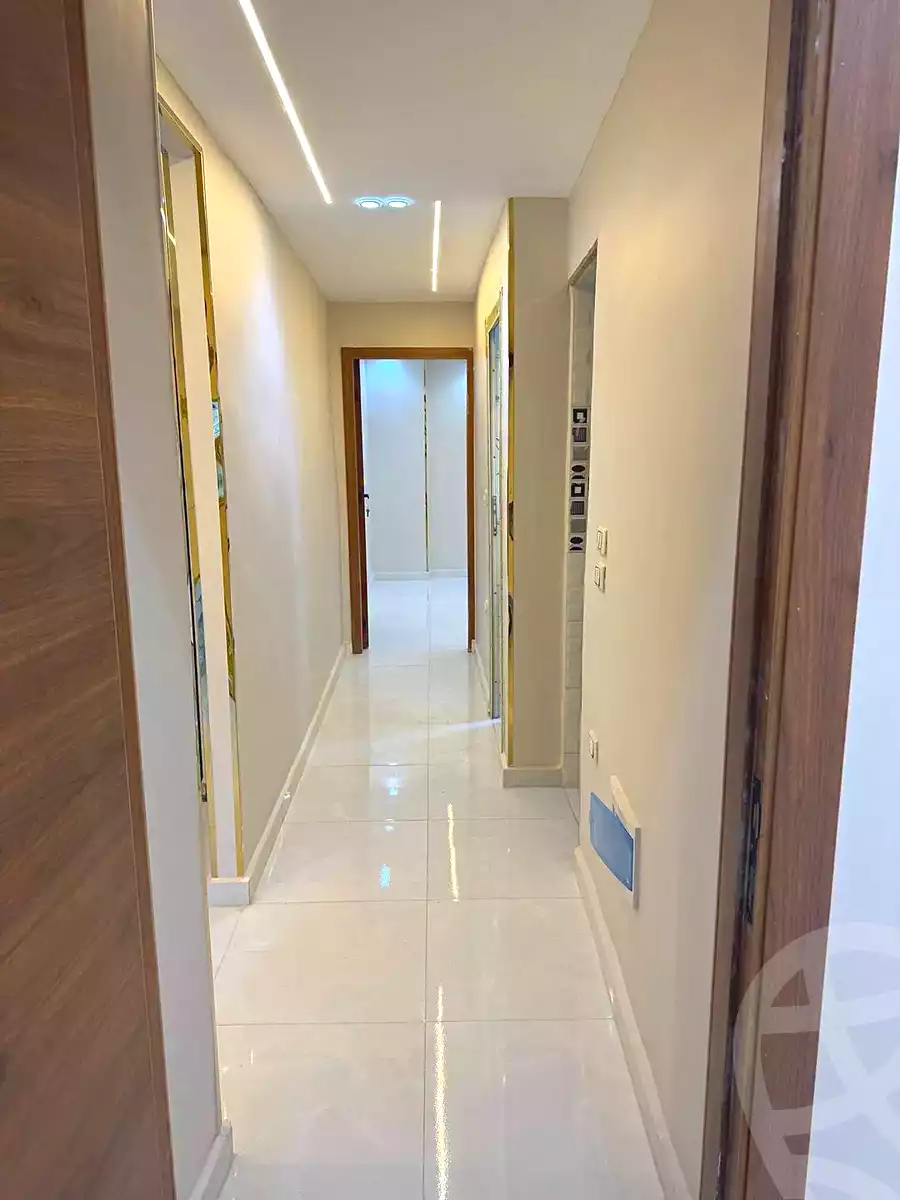 https://aqarmap.com.eg/ar/listing/6915373-for-sale-cairo-el-haram-el-lebeny-soltan-khattab-st