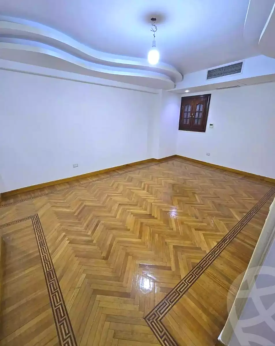 https://aqarmap.com.eg/ar/listing/6915899-for-sale-alexandria-ganaklis