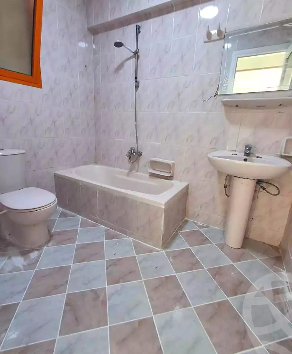 https://aqarmap.com.eg/ar/listing/6915931-for-sale-alexandria-al-agamy-shataa-el-nakheel