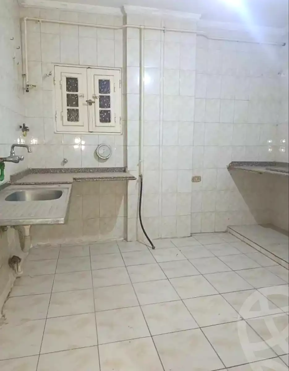 https://aqarmap.com.eg/en/listing/6916227-for-rent-alexandria-lsywf-el-falki