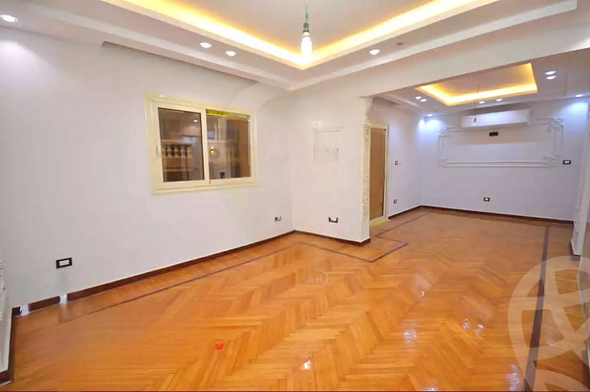 https://aqarmap.com.eg/ar/listing/6916310-for-sale-alexandria-miami-iskandar-ibrahim-st