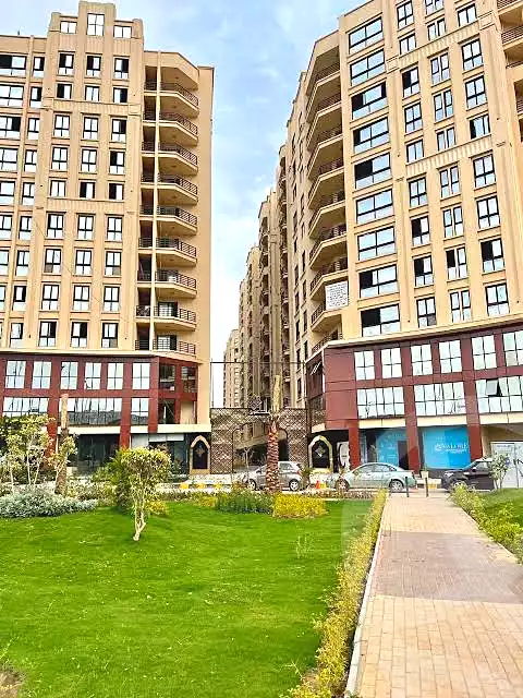 https://aqarmap.com.eg/ar/listing/6916446-for-sale-alexandria-smouha-compounds-in-smouha-valore-antoniadis-compound-el-ghonimy