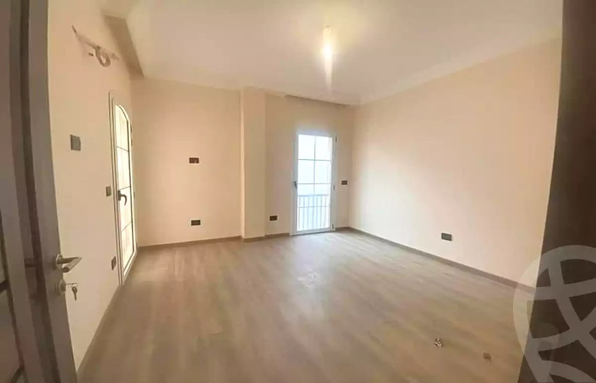 https://aqarmap.com.eg/ar/listing/6916814-for-sale-cairo-new-administrative-capital-r8-tj-msr