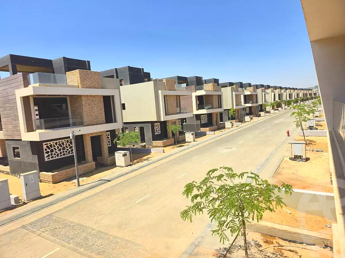 https://aqarmap.com.eg/ar/listing/6916836-for-sale-cairo-new-administrative-capital-r7-midtown-solo