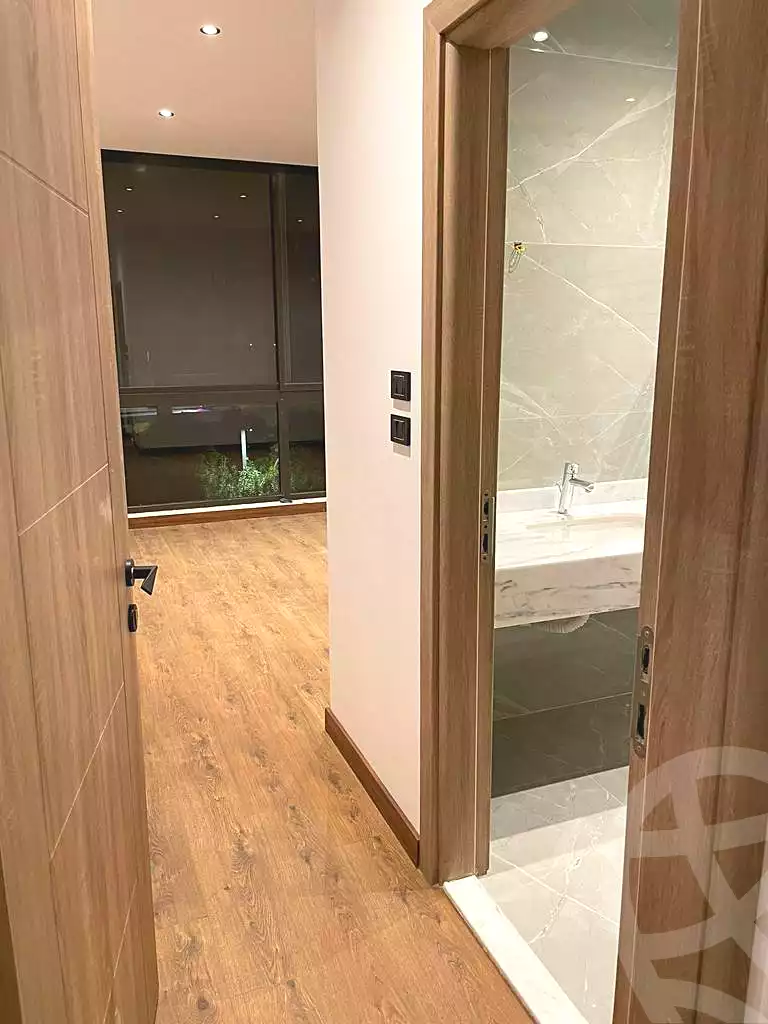 https://aqarmap.com.eg/en/listing/6916962-for-rent-cairo-new-cairo-compounds-lakeview-residence
