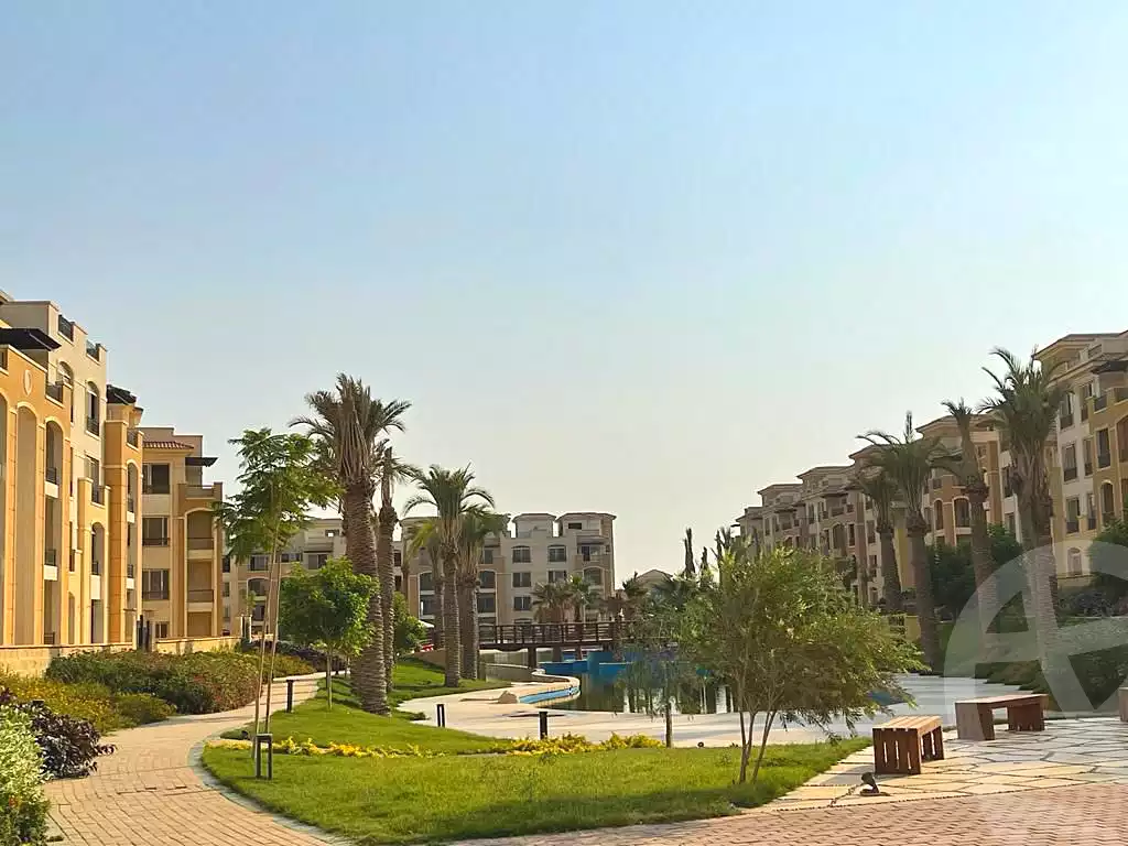 https://aqarmap.com.eg/en/listing/6917175-for-sale-cairo-new-cairo-compounds-stwn-ryzydns-by-ar-y-llttwyr