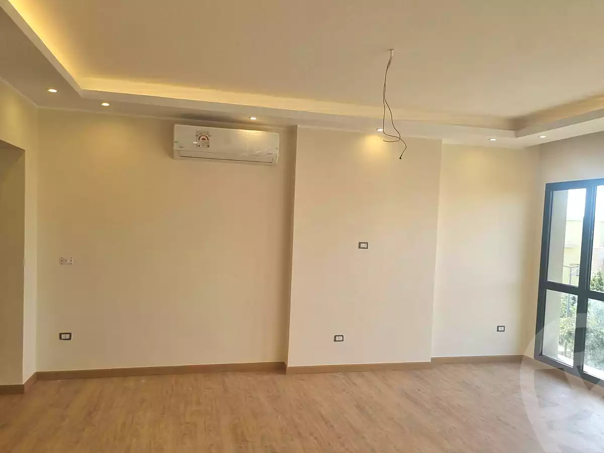 https://aqarmap.com.eg/ar/listing/6917191-for-rent-cairo-new-cairo-compounds-villette-kmbwnd-sky-kwndwz-swdyk-villette