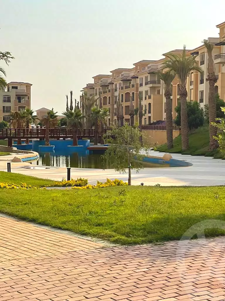 https://aqarmap.com.eg/en/listing/6917227-for-sale-cairo-new-cairo-compounds-stwn-ryzydns-by-ar-y-llttwyr