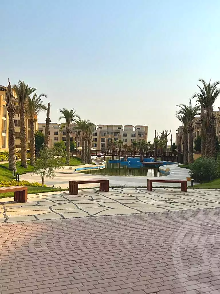 https://aqarmap.com.eg/en/listing/6917366-for-sale-cairo-new-cairo-compounds-stwn-ryzydns-by-ar-y-llttwyr