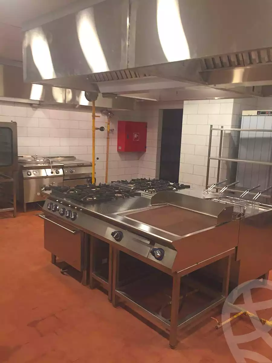 https://aqarmap.com.eg/ar/listing/6917520-for-sale-ain-elsokhna-tryq-l-yn-lskhn-lz-frn