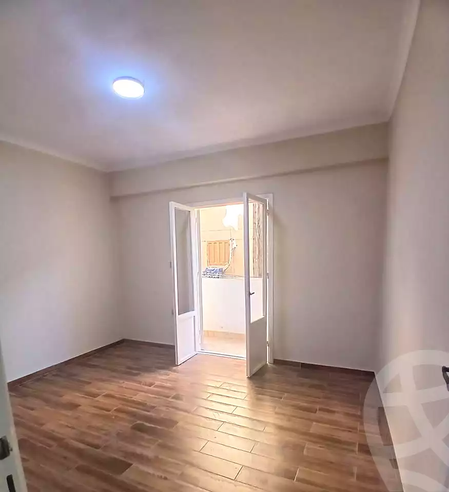 https://aqarmap.com.eg/en/listing/6917627-for-sale-alexandria-el-asafra-ahmed-tiesser-st