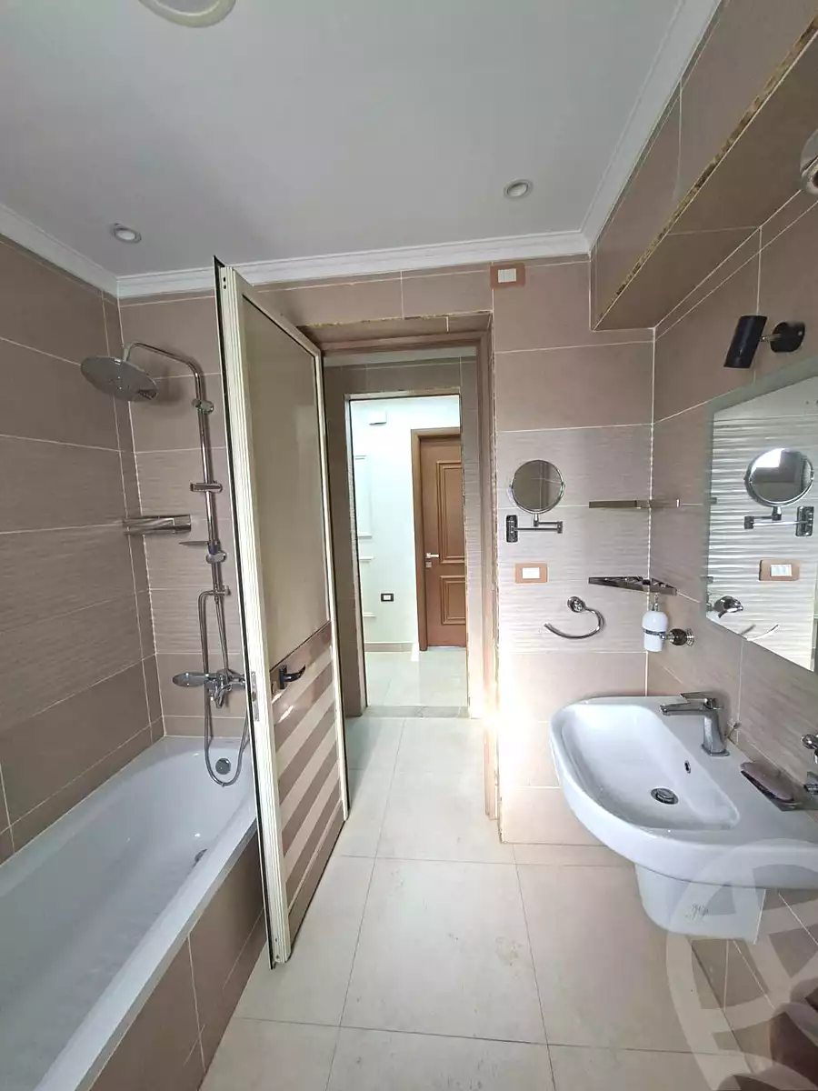 https://aqarmap.com.eg/ar/listing/6918417-for-sale-cairo-shoubra-rod-el-farag-shr-lmqsy