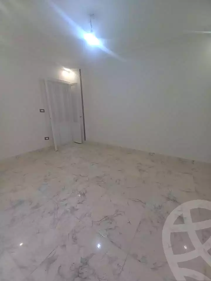 https://aqarmap.com.eg/ar/listing/6919046-for-sale-alexandria-el-mandara-shr-jml-bd-lnsr