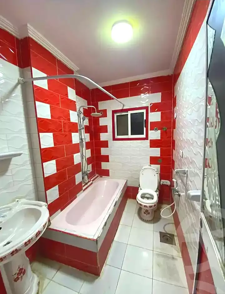 https://aqarmap.com.eg/en/listing/6919190-for-sale-alexandria-al-agamy-lbytsh-ain-shams-st