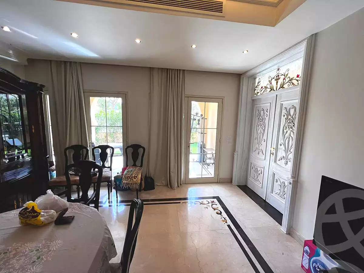 https://aqarmap.com.eg/ar/listing/6919220-for-sale-cairo-new-cairo-compounds-hyde-park-centre-ville-hyde-park