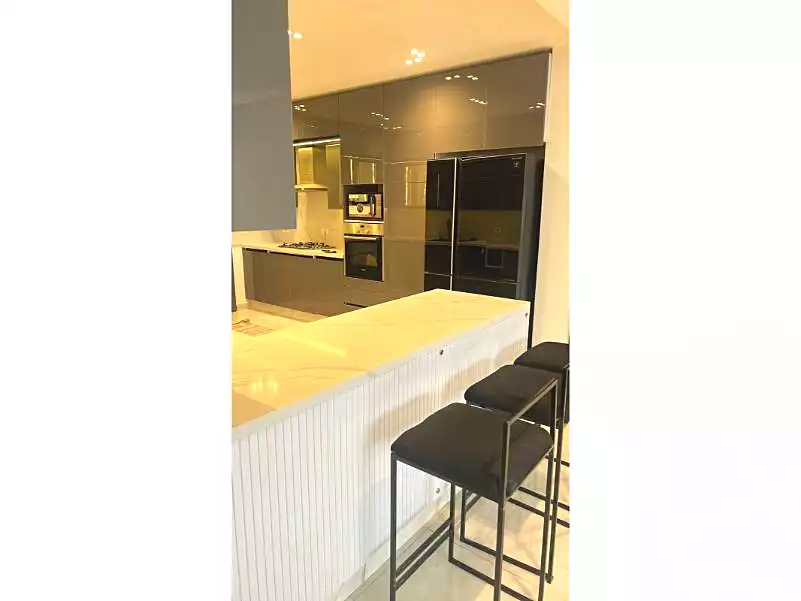 https://aqarmap.com.eg/en/listing/6919547-for-rent-cairo-new-cairo-compounds-lakeview-residence