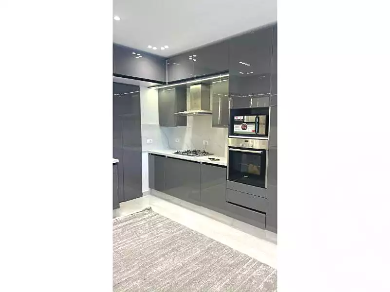 https://aqarmap.com.eg/en/listing/6919547-for-rent-cairo-new-cairo-compounds-lakeview-residence