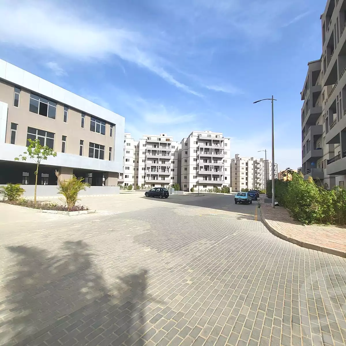 https://aqarmap.com.eg/ar/listing/6919633-for-sale-cairo-6th-of-october-hadaeq-october-compounds