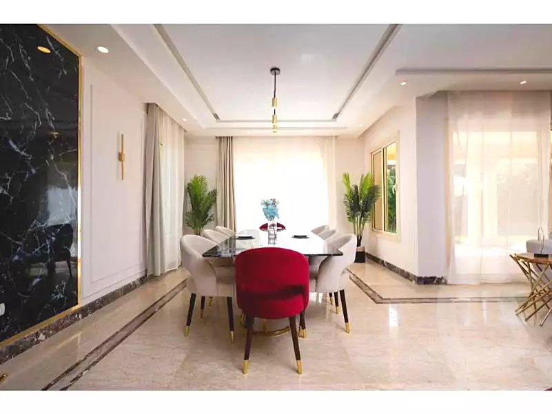 https://aqarmap.com.eg/ar/listing/6919655-for-rent-cairo-new-cairo-compounds-the-villa