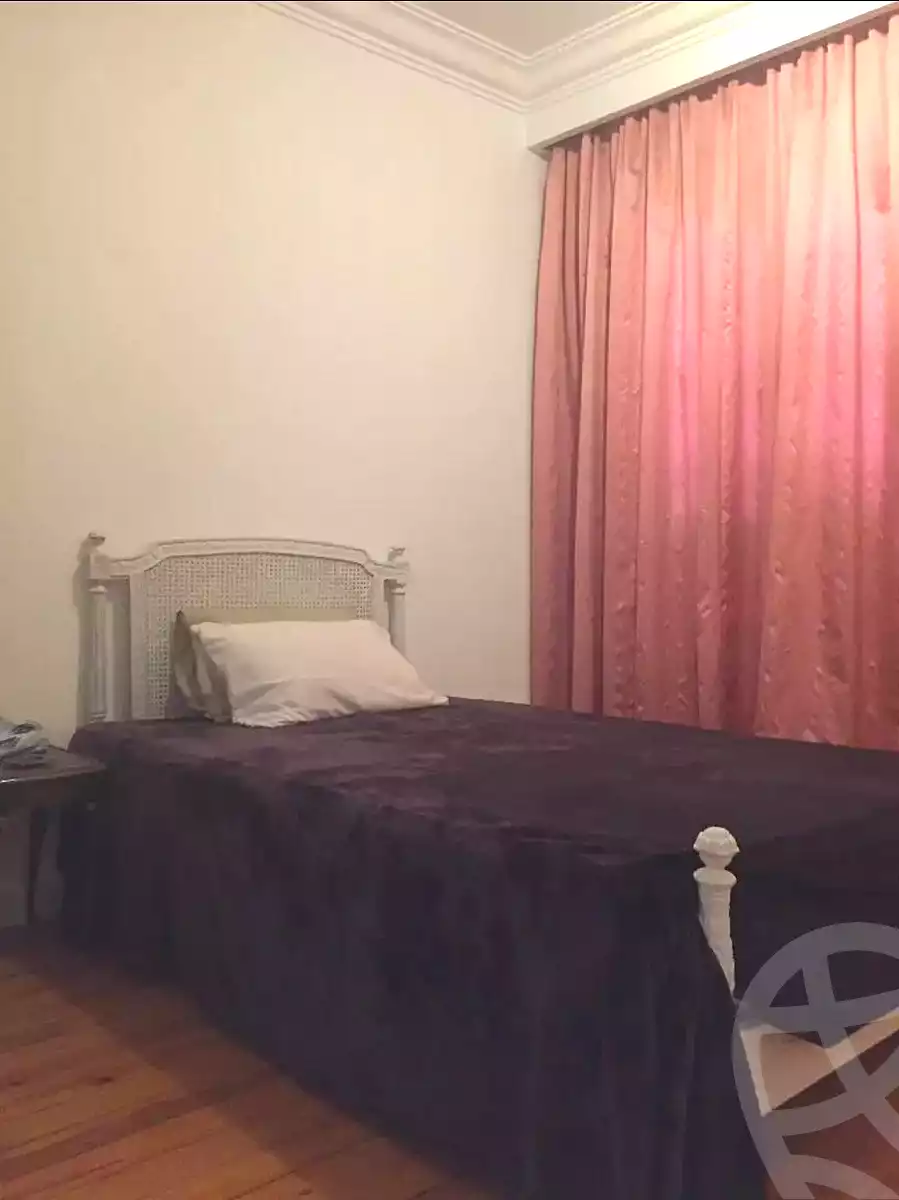 https://aqarmap.com.eg/en/listing/6919885-for-sale-cairo-el-haram-shareaa-el-haram
