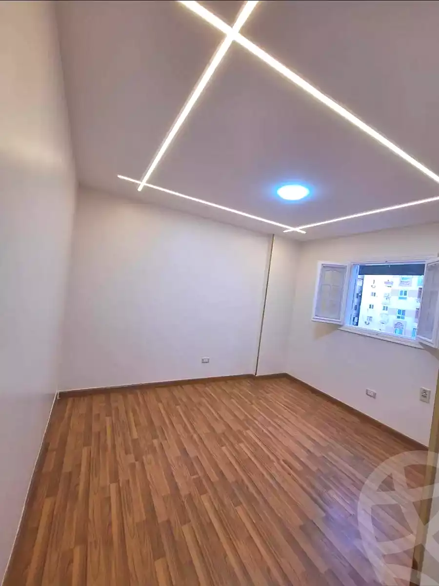 https://aqarmap.com.eg/en/listing/6920377-for-sale-alexandria-sydy-bshr-sydy-bshr-bhry-shr-mhmwd-l-yswy