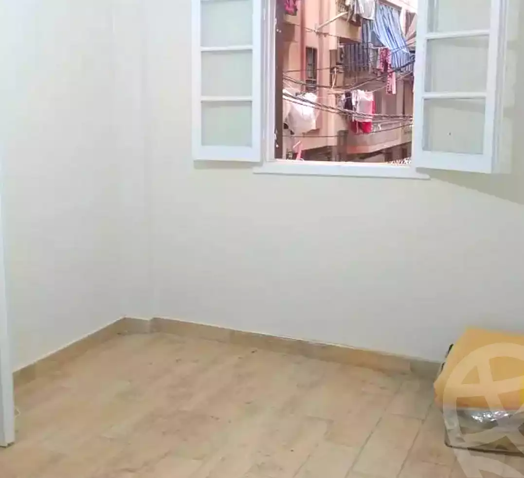 https://aqarmap.com.eg/en/listing/6920449-for-sale-alexandria-el-mandara-alex-el-mandara-bahri-nemat-allah-st