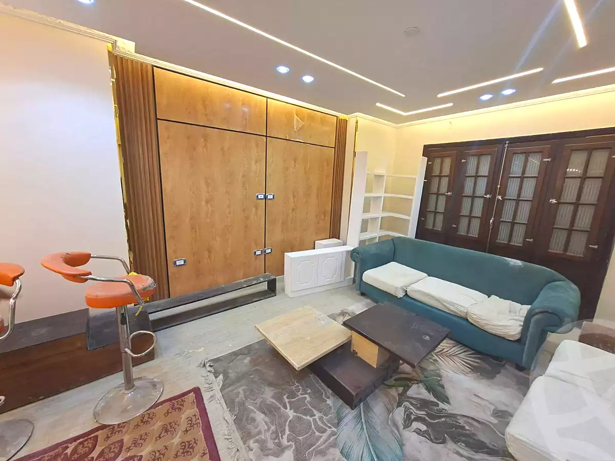 https://aqarmap.com.eg/en/listing/6920551-for-sale-cairo-helwan-helwan-el-sharkeya-mostafa-safwat-st