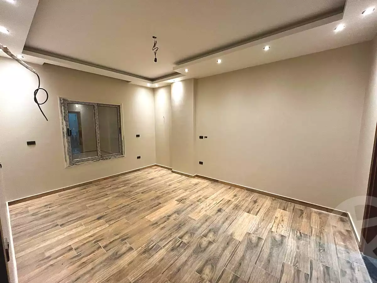 https://aqarmap.com.eg/ar/listing/6920668-for-rent-cairo-new-cairo-el-lotus-lotus-north-lmntq-lkhms-llwts-lshmly