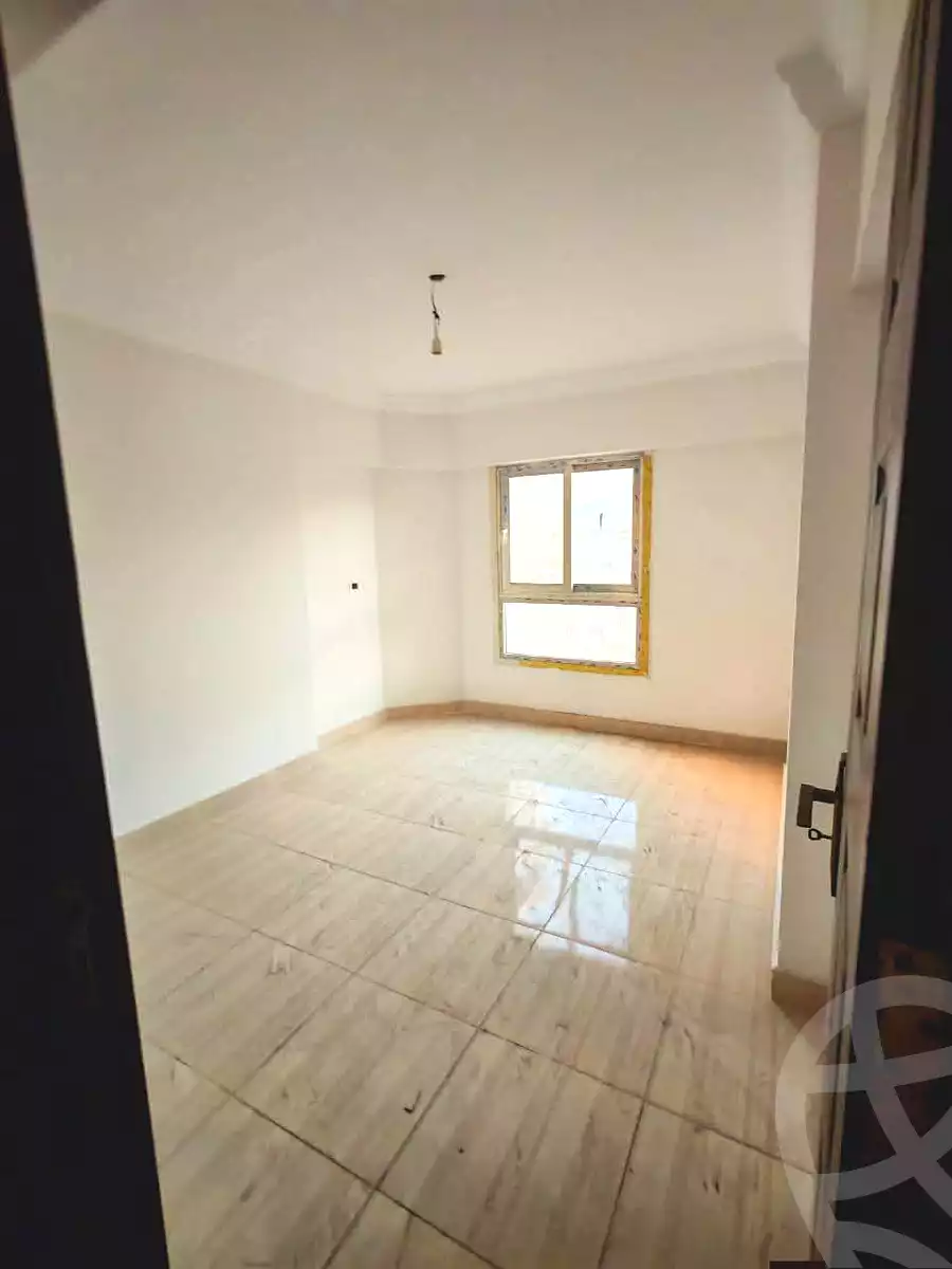 https://aqarmap.com.eg/en/listing/6921298-for-rent-alexandria-lsywf-el-karma-compound