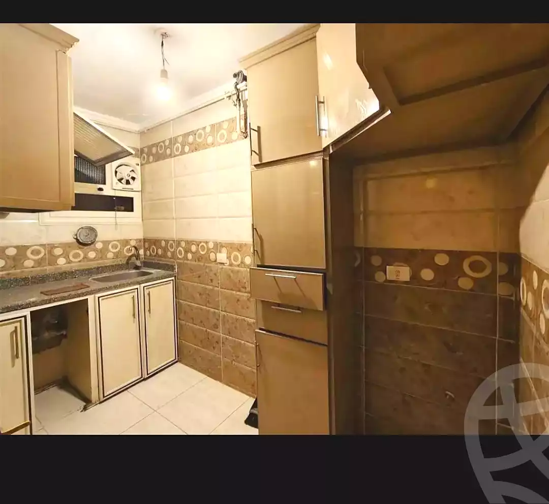 https://aqarmap.com.eg/ar/listing/6921576-for-sale-alexandria-el-asafra-l-sfr-bhry-atlas-st