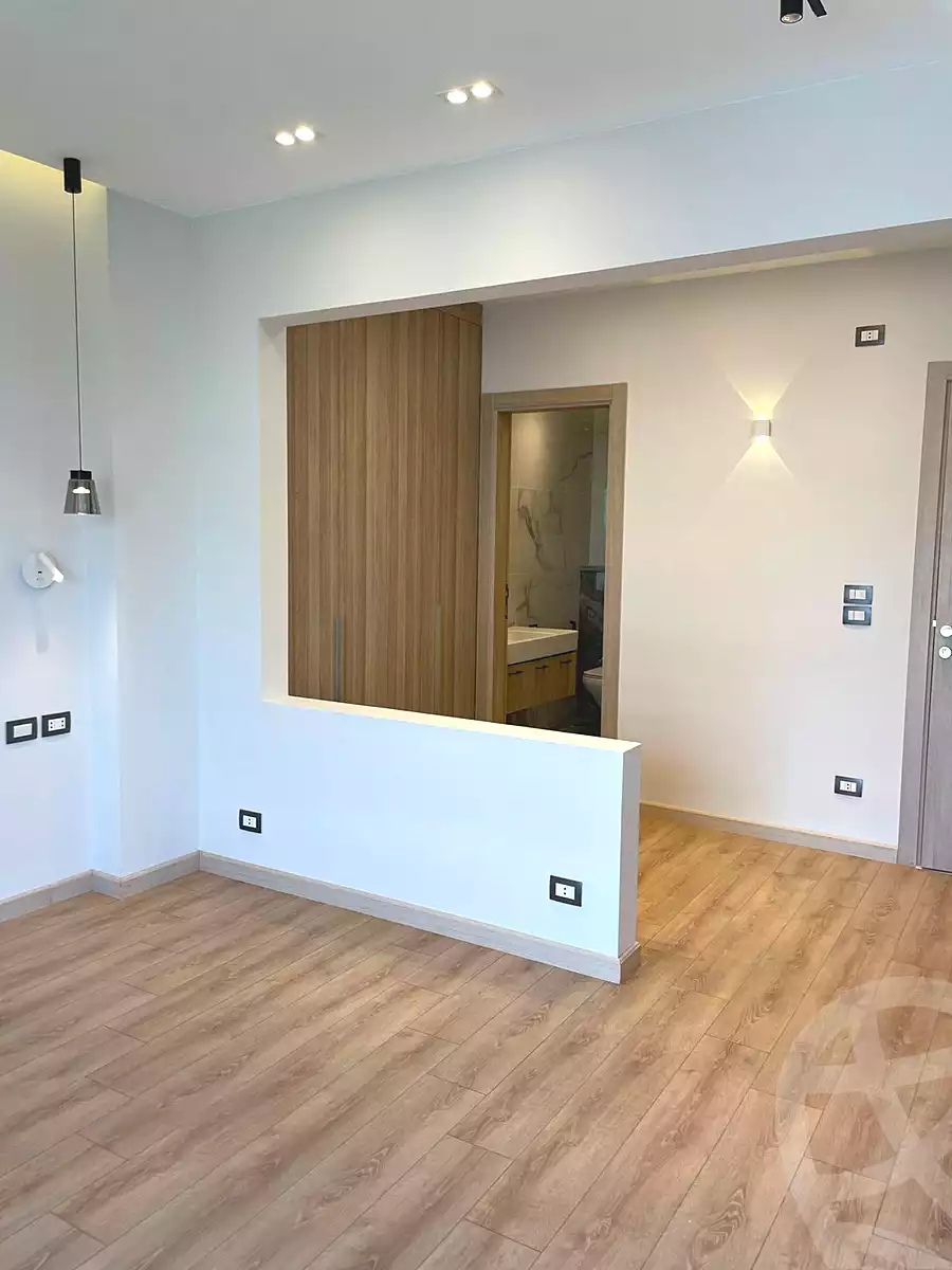 https://aqarmap.com.eg/ar/listing/6922132-for-sale-cairo-new-cairo-compounds-villette-kmbwnd-sky-kwndwz-swdyk-villette