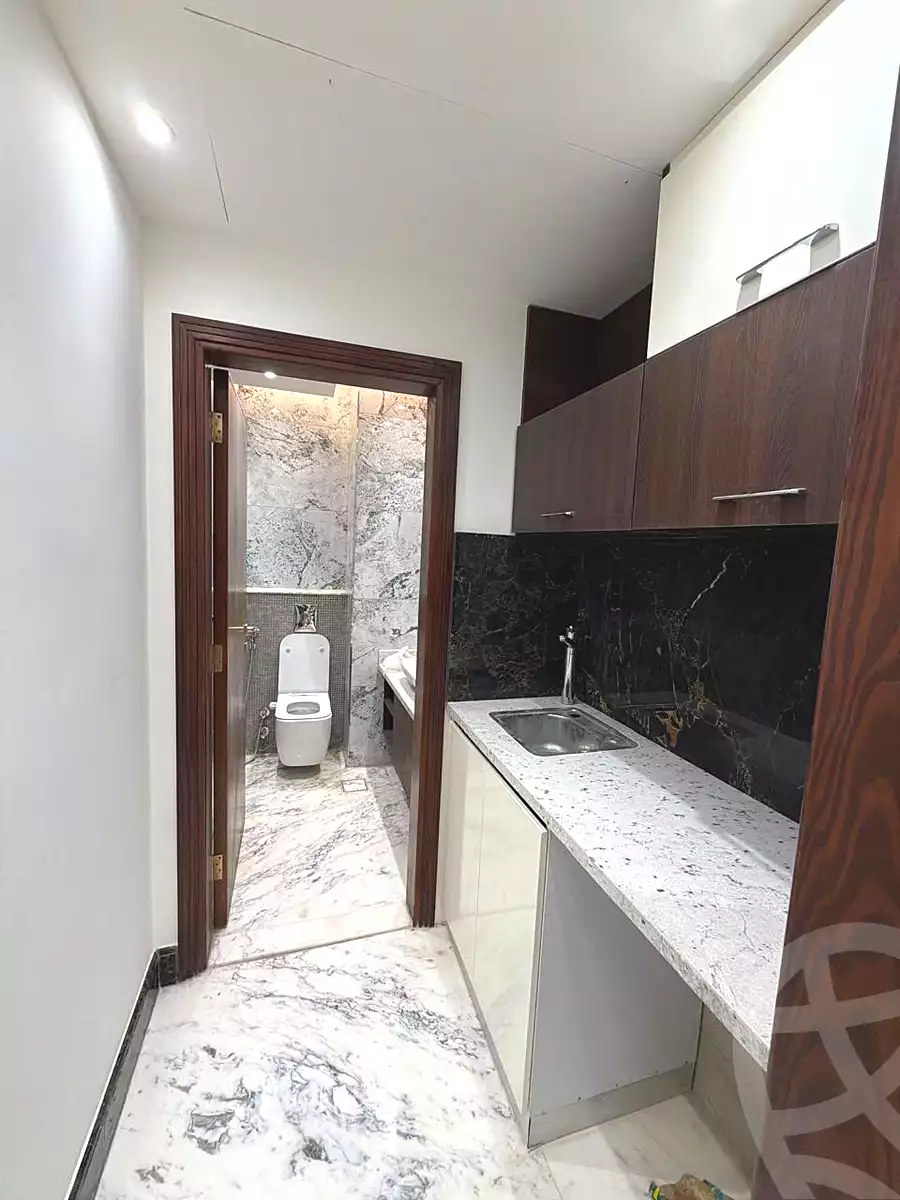https://aqarmap.com.eg/ar/listing/6922185-for-rent-cairo-new-cairo-compounds-mivida-mivida-parcel