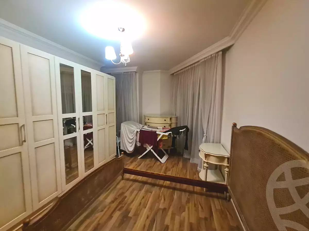 https://aqarmap.com.eg/ar/listing/6922435-for-sale-alexandria-kafr-abdo-ismailia-st