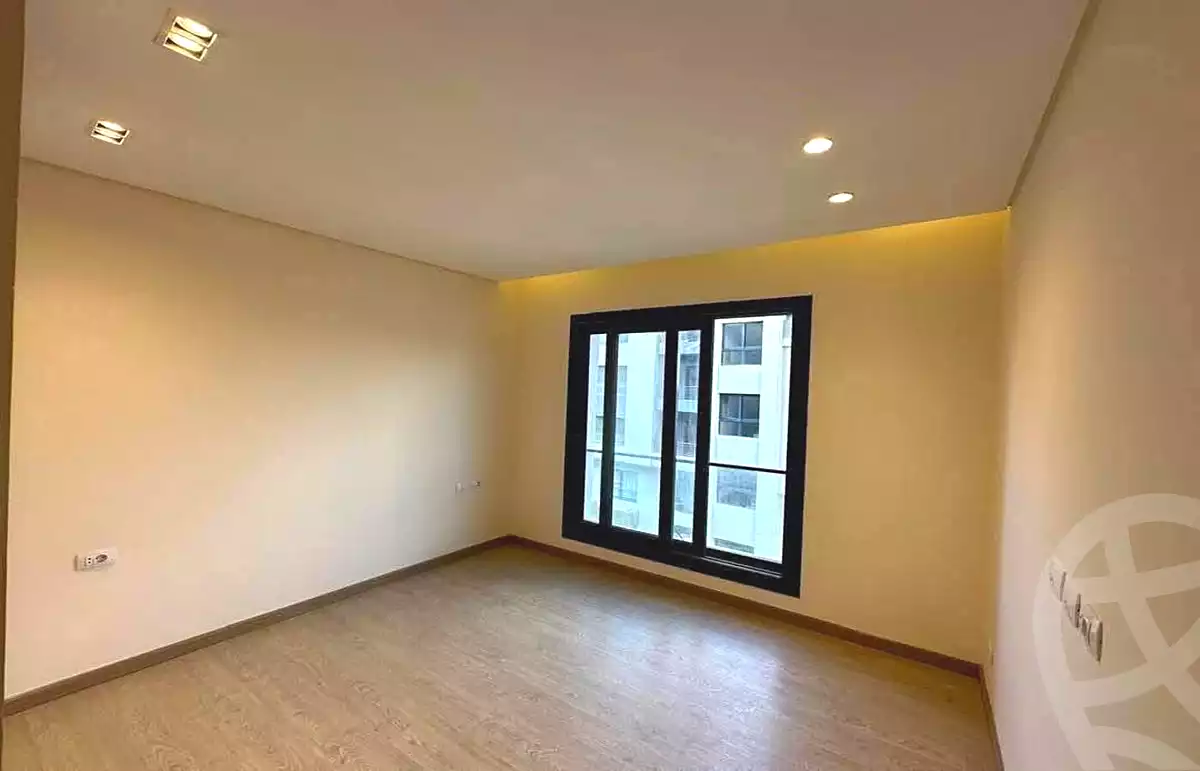https://aqarmap.com.eg/ar/listing/6922409-for-sale-cairo-el-sheikh-zayed-city-lshykh-zyd-ljdyd-de-joya-taj-misr-new-zayed