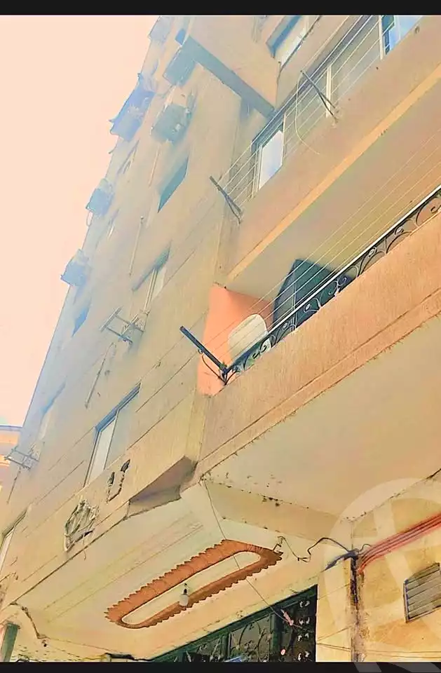 https://aqarmap.com.eg/ar/listing/6922742-for-sale-cairo-faisal-el-matbeaa-amr-ibn-al-aas-st