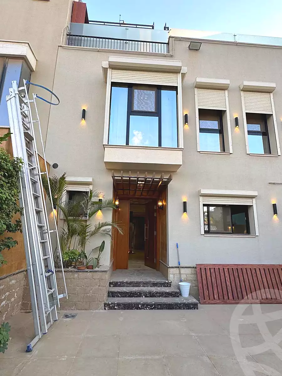 https://aqarmap.com.eg/ar/listing/6922812-for-rent-cairo-new-cairo-compounds-villette-kmbwnd-sky-kwndwz-swdyk-villette