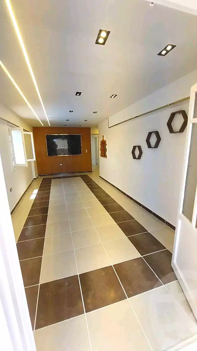https://aqarmap.com.eg/ar/listing/6922829-for-sale-alexandria-al-agamy-shataa-el-nakheel