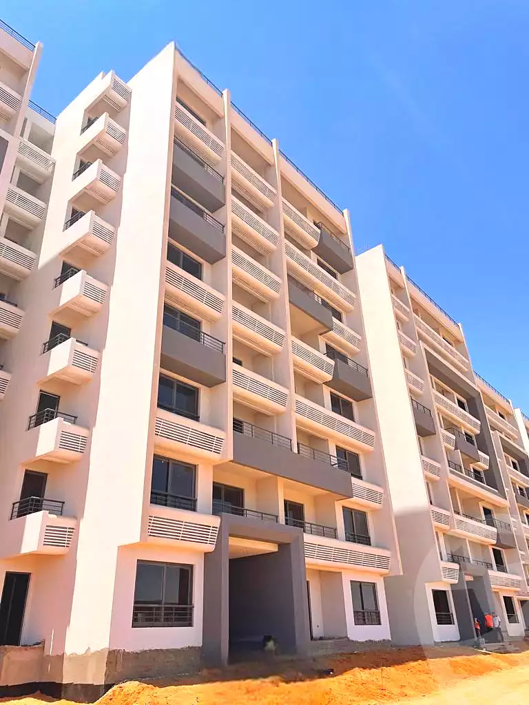 https://aqarmap.com.eg/en/listing/6922972-for-sale-cairo-new-administrative-capital-r7-bwrdwwk