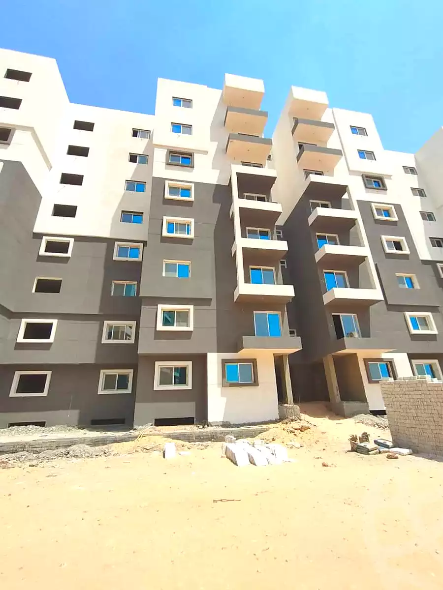 https://aqarmap.com.eg/en/listing/6923045-for-sale-cairo-new-administrative-capital-r7-kmbwnd-stw