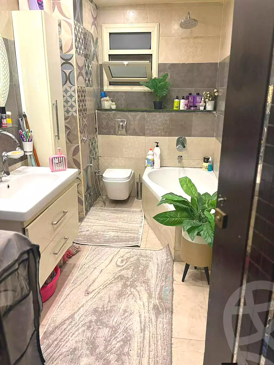 https://aqarmap.com.eg/ar/listing/6923090-for-sale-cairo-ain-shams-mnshy-lthryr