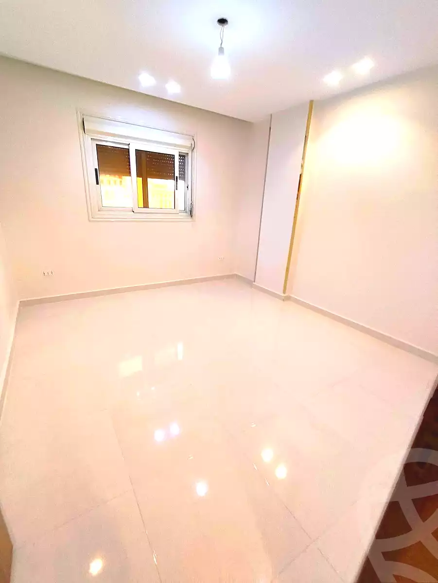 https://aqarmap.com.eg/en/listing/6923910-for-sale-alexandria-el-asafra-l-sfr-bhry