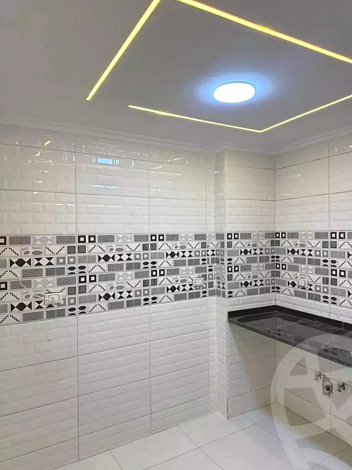 https://aqarmap.com.eg/ar/listing/6924231-for-sale-cairo-el-haram-el-lebeny-soltan-khattab-st