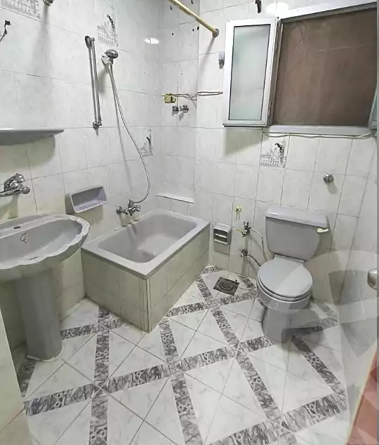 https://aqarmap.com.eg/ar/listing/6924434-for-sale-alexandria-lsywf-el-seyouf-qebly-el-ras-el-souda
