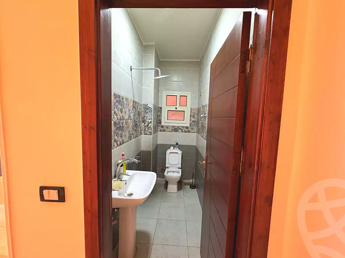 https://aqarmap.com.eg/en/listing/6924475-for-sale-cairo-6th-of-october-el-ahyaa-neighborhood-2nd-aswaq-al-tayeb-st