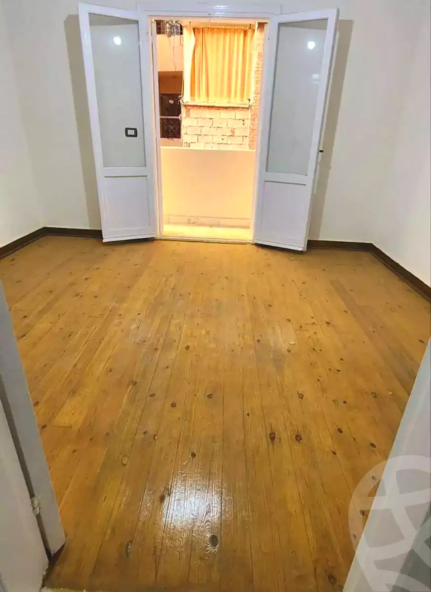https://aqarmap.com.eg/en/listing/6924507-for-sale-alexandria-el-mandara-alex-el-mandara-bahri