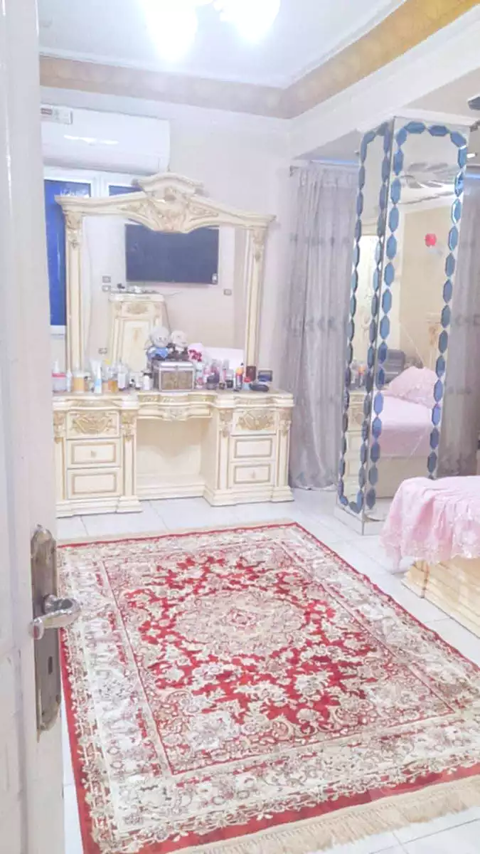 https://aqarmap.com.eg/ar/listing/6924986-for-rent-cairo-shoubra