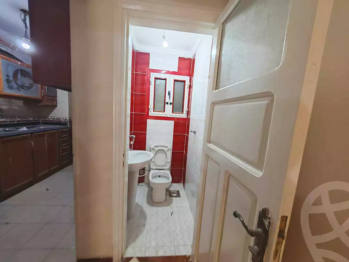 https://aqarmap.com.eg/ar/listing/6925092-for-sale-alexandria-sydy-bshr-tryq-ljysh