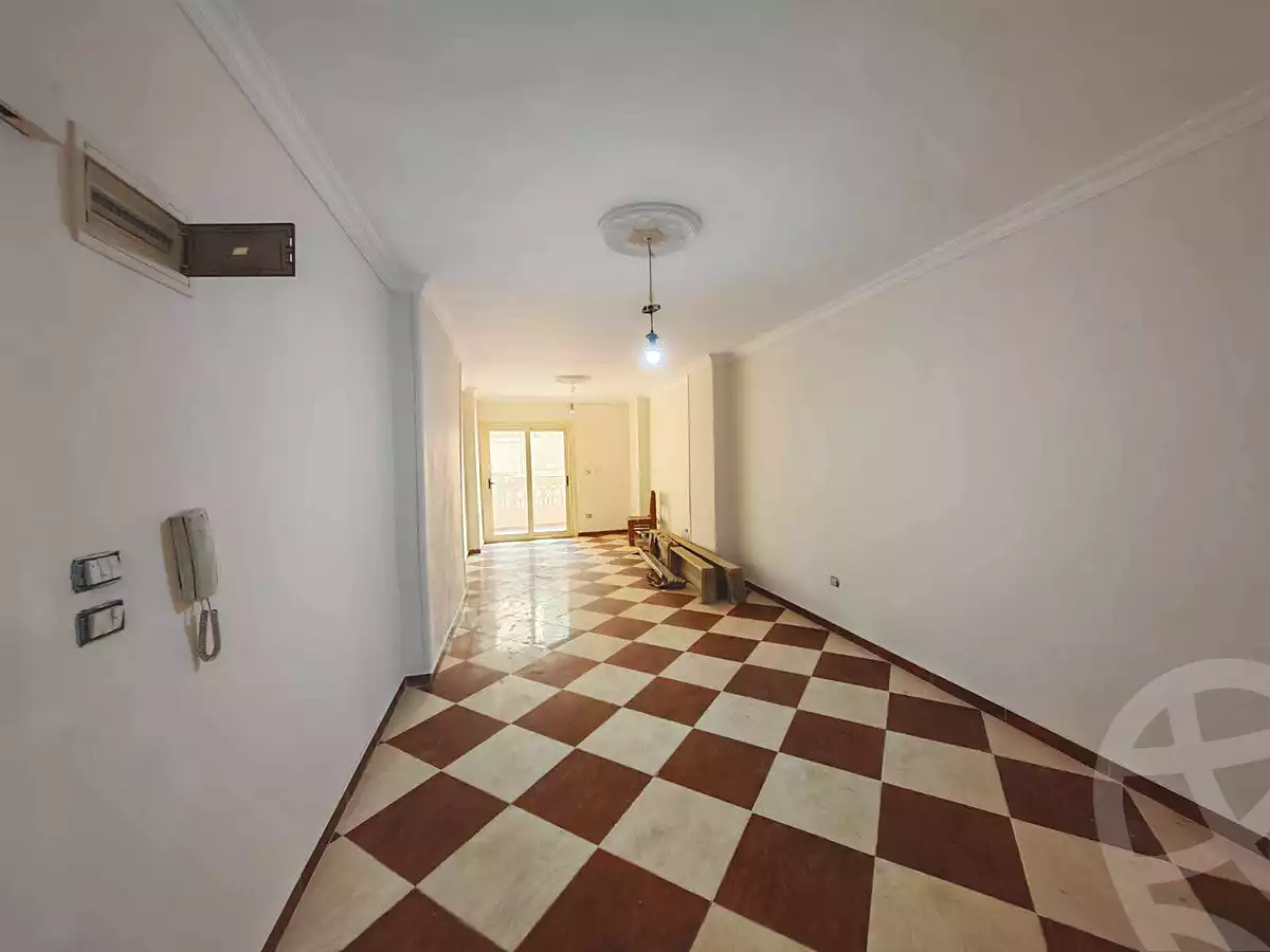 https://aqarmap.com.eg/ar/listing/6925092-for-sale-alexandria-sydy-bshr-tryq-ljysh